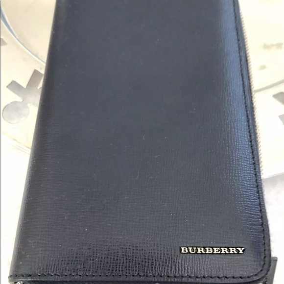 BURBERRY Blue LONG WALLET in SAFFIANO LEATHER - Picture 1 of 4